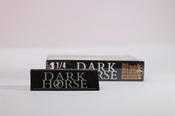 dark horse black 1 1/4