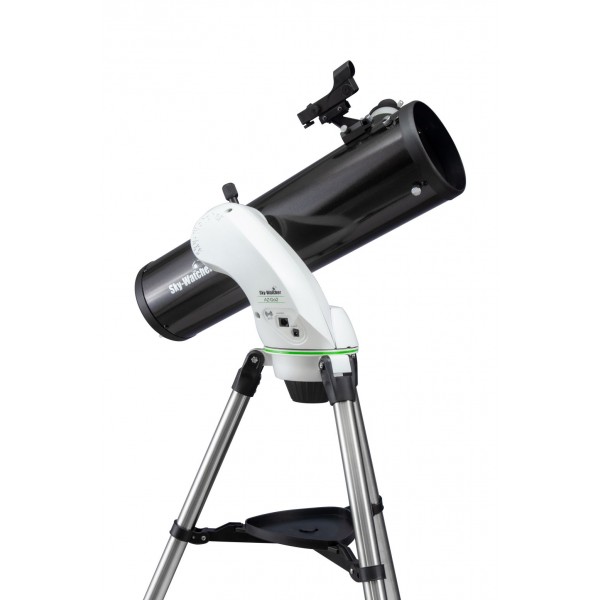 Sky Watcher explorer-130P (130/650) Newtonian reflector on AZ-GoTo mount
