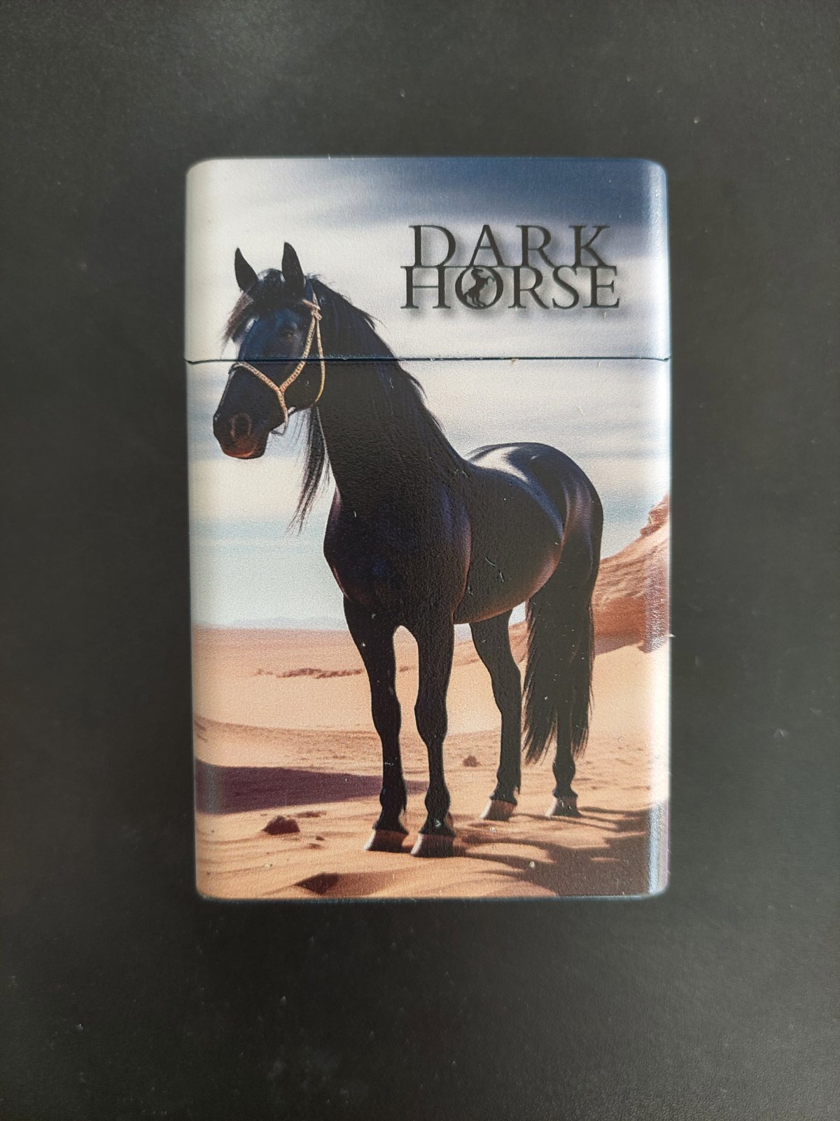 Tabakera Dark Horse 2